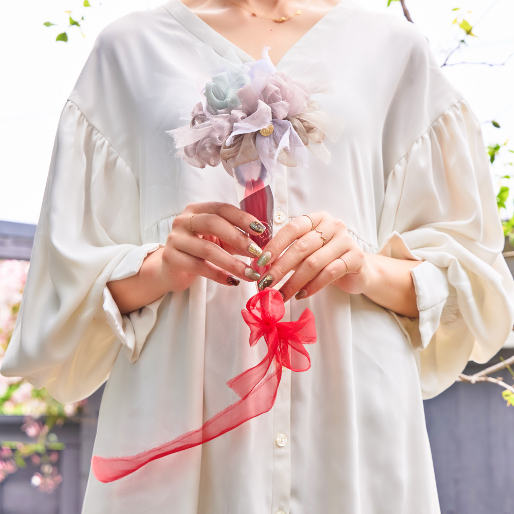 シュシュ束｜咲き編みシュシュを2つ重ねた特別な花束のおくりもの